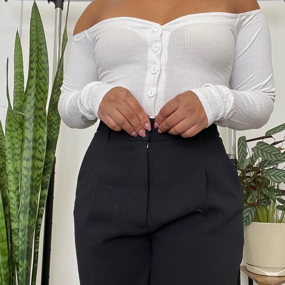 White off the shoulder crop top